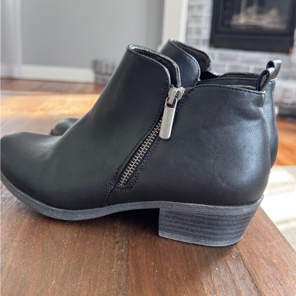 Sonoma Goods For Life® Millo Women's Black Ankle Boots - Picture 7 of 12